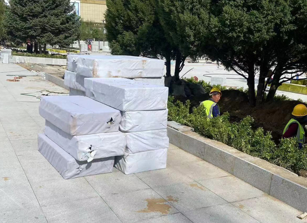 新疆赵经理承包的节水利用系统用我公司的多孔纤维棉